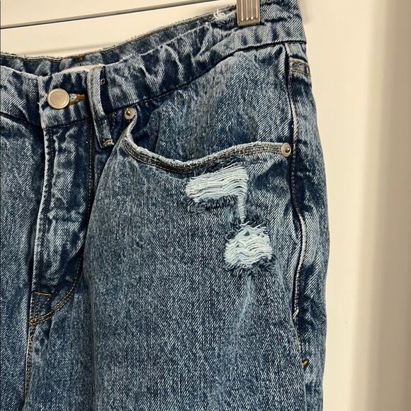 Never worn! Good American Blue Ankle & Cropped Jeans | Size 8 - Picture 5 of 6